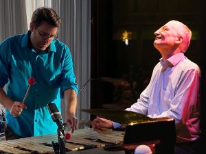 Eröffnungsfest Mit den Augen des Mikado <br>Jazz von Good Vibes